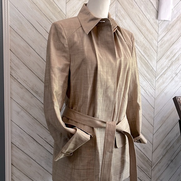 Ellen Tracy, silk/linen/virgin wool blend jacket/blazer with belt, 8 - Picture 2 of 13